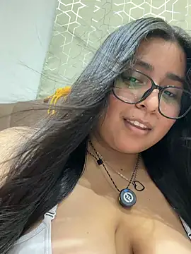 Snapshot of virginbrunette99 chatting on 07-13-26, 06:05 virginbrunette99 online show from 07-13-26, 06:05