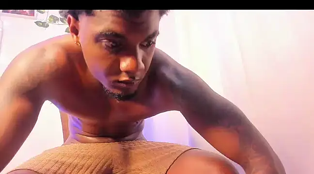 LOGAN DRAKE online show from 03-23-25, 02:04