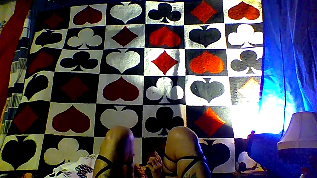 Snapshot of SillyRabbitz chatting on 06-25-26, 05:12 SillyRabbitz online show from 06-25-26, 05:12