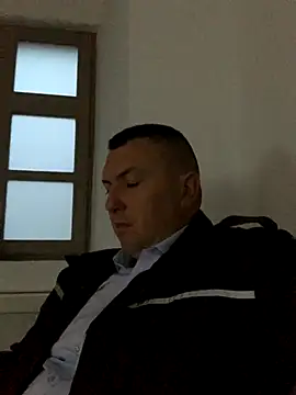 Mike8523 online show from 10-07-25, 04:31