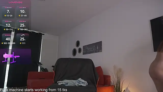 Jessi Q online show from 02-11-26, 06:40