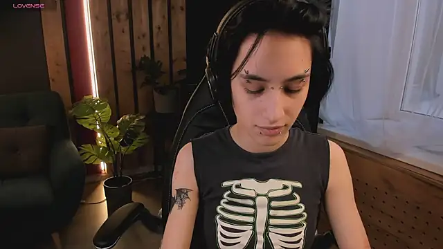 Snapshot of lisbatsyy chatting on 03-04-25, 01:59 lisbatsyy online show from 03-04-25, 01:59