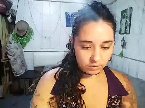 Fellyna online show from 09-25-25, 04:43