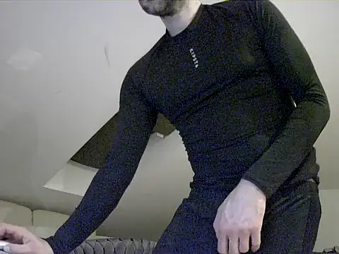 Snapshot of gryzoon chatting on 11-01-25, 07:38 gryzoon online show from 11-01-25, 07:38