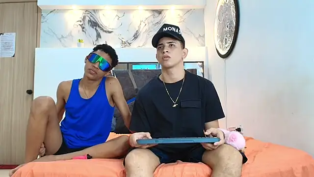 KING OFF BOYS online show from 10-16-25, 03:13