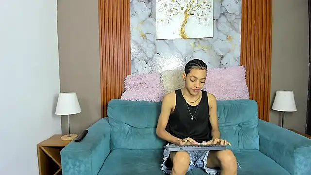 KING OFF BOYS online show from 04-18-26, 01:26