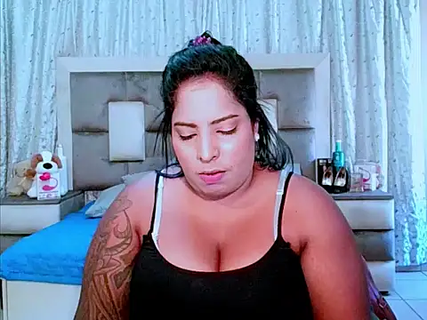 indiantopaz694u online show from 03-08-25, 08:33