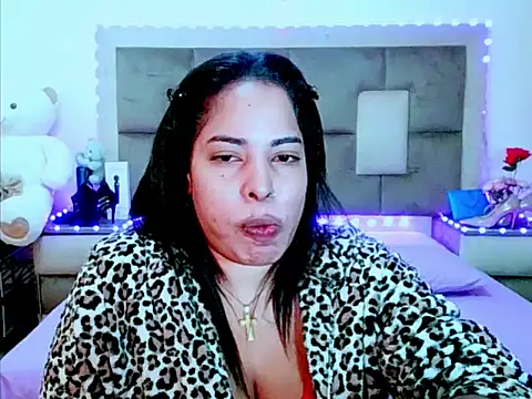 indiantopaz694u online show from 07-17-26, 05:58