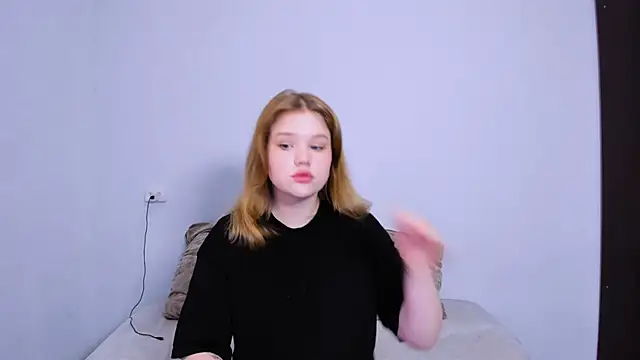 LaseyMoon online show from 10-16-25, 10:22