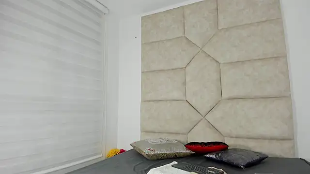 Vaiolett Smith online show from 09-24-25, 10:51