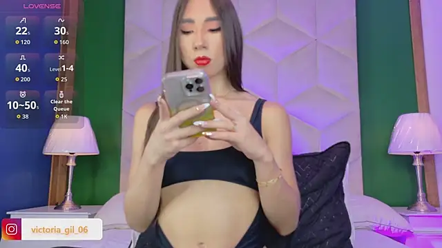 queen  violet online show from 07-23-26, 07:23