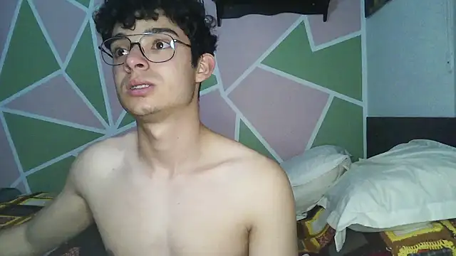 Snapshot of Jacktowell_ chatting on 09-21-25, 03:41 Jacktowell online show from 09-21-25, 03:41