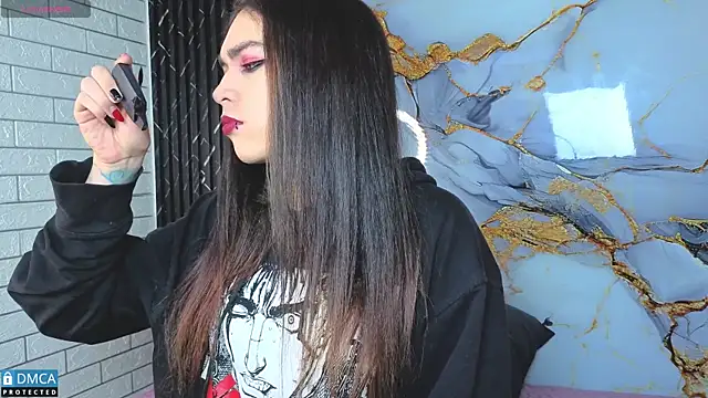 MaeveKuro online show from 01-16-26, 03:32