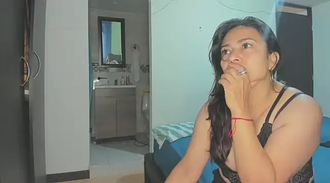 roxanasexy2025 online show from 03-10-25, 11:53