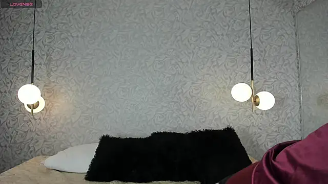 zephyra-angels online show from 11-11-25, 04:12