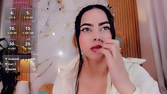 ValeriCardenas online show from 06-04-26, 01:55