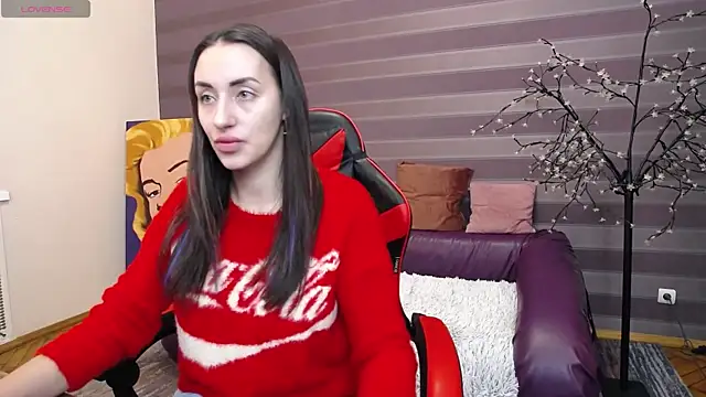 JenniferStone online show from 02-04-25, 07:29