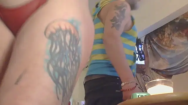 Snapshot of Foxxyhoneypott chatting on 02-16-26, 10:55 Foxxyhoneypott online show from 02-16-26, 10:55