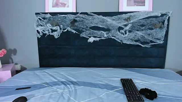 Snapshot of AzulMaverik chatting on 11-02-25, 12:24 AzulMaverik online show from 11-02-25, 12:24