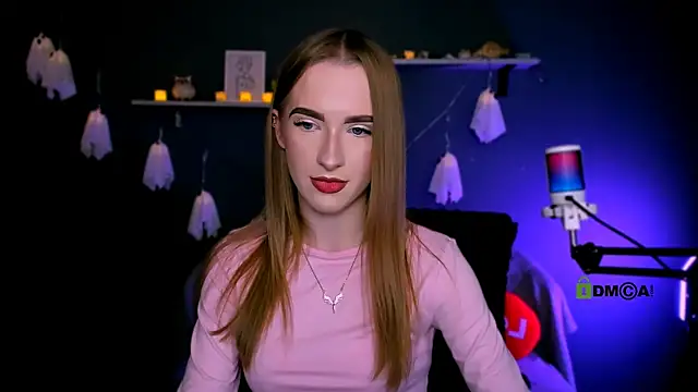 doll vey online show from 10-30-25, 07:58