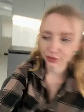 EvaBrooklyn online show from 03-04-25, 02:10