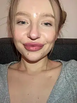 EvaBrooklyn online show from 03-07-25, 06:54