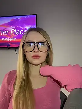 EvaBrooklyn online show from 03-15-25, 03:59