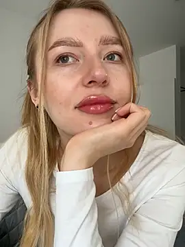 EvaBrooklyn online show from 03-16-25, 06:31