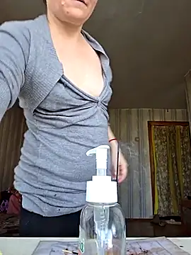 -Kathrine kit- online show from 11-29-25, 09:01