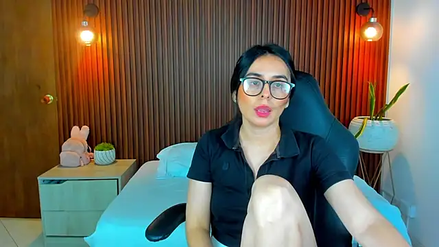 Snapshot of zakia23_ chatting on 03-14-25, 07:01 zakia23 online show from 03-14-25, 07:01