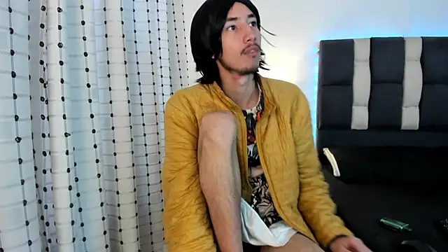 loverisu-coral online show from 01-15-26, 09:40