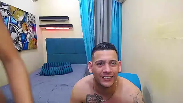 Snapshot of fuck_brutal_ chatting on 11-12-25, 12:22 fuck brutal online show from 11-12-25, 12:22