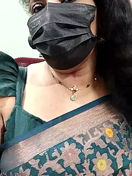 abinaya26 online show from 10-28-25, 03:04