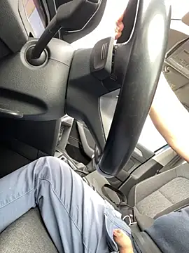 Snapshot of littletoy64 chatting on 09-26-25, 01:26 littletoy64 online show from 09-26-25, 01:26