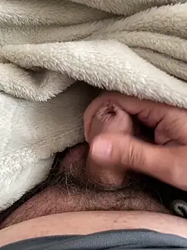 Snapshot of littletoy64 chatting on 10-22-25, 09:42 littletoy64 online show from 10-22-25, 09:42