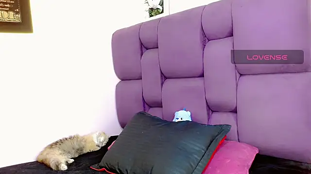 Anastasia hots online show from 03-18-25, 12:05