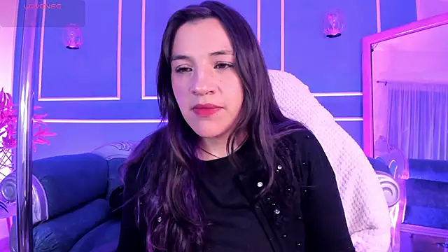 Snapshot of TaraTaylorr chatting on 11-22-25, 03:05 TaraTaylorr online show from 11-22-25, 03:05