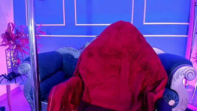 Snapshot of TaraTaylorr chatting on 01-12-26, 01:33 TaraTaylorr online show from 01-12-26, 01:33