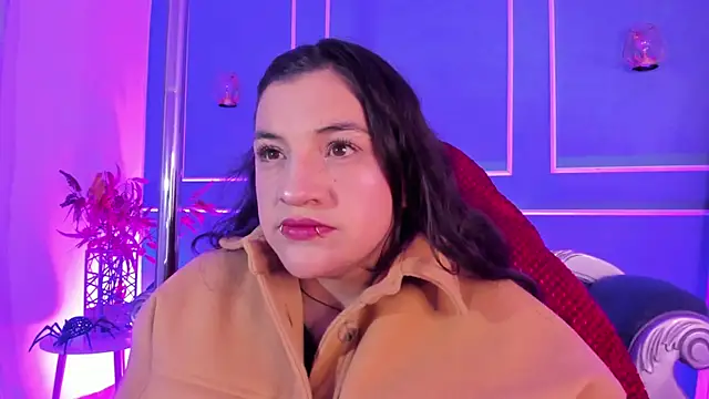 Snapshot of TaraTaylorr chatting on 02-06-26, 02:38 TaraTaylorr online show from 02-06-26, 02:38