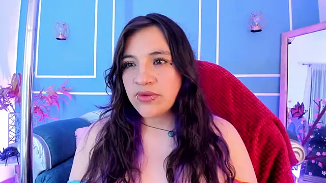 Snapshot of TaraTaylorr chatting on 03-27-26, 03:12 TaraTaylorr online show from 03-27-26, 03:12