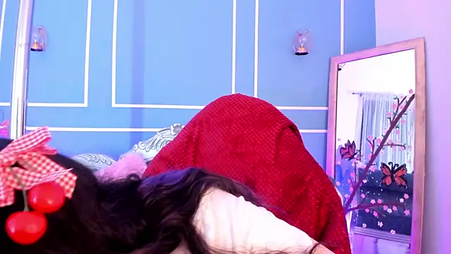 Snapshot of TaraTaylorr chatting on 03-29-26, 02:55 TaraTaylorr online show from 03-29-26, 02:55