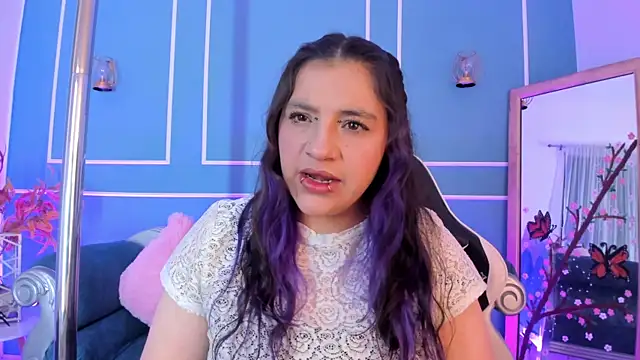 Snapshot of TaraTaylorr chatting on 03-31-26, 03:19 TaraTaylorr online show from 03-31-26, 03:19