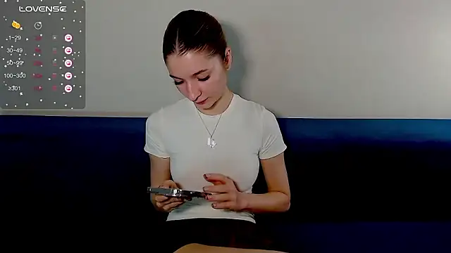 Snapshot of MilaTima chatting on 03-01-26, 06:10 MilaTima online show from 03-01-26, 06:10