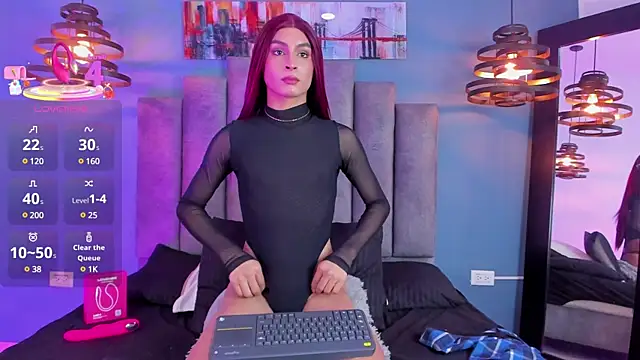 valeria monsalve online show from 03-21-25, 02:39