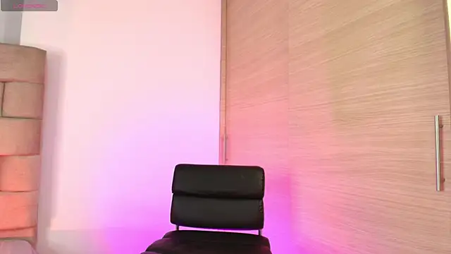 valeria monsalve online show from 11-03-25, 05:31