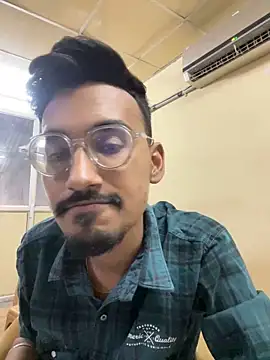 hypersexdriveboi online show from 03-11-25, 07:58