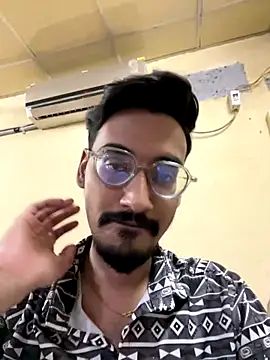 hypersexdriveboi online show from 09-10-25, 08:03