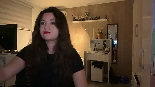 Piolapk online show from 03-31-26, 01:40