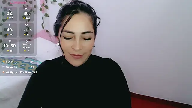 Snapshot of luna_lgomez_ chatting on 03-20-25, 02:21 luna lgomez  online show from 03-20-25, 02:21