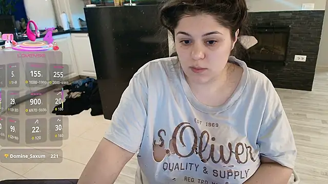 Layla- online show from 03-10-26, 10:42